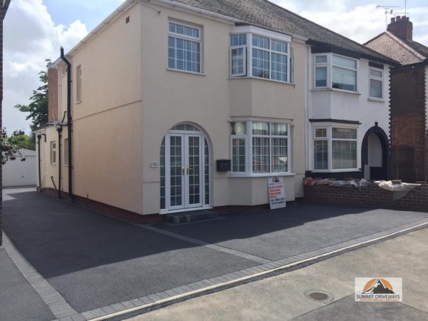 Asphalt installation in New Town, Warwickshire, B98 8DL