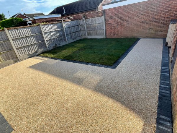 Our workers on a driveway in Bidford-on-Avon