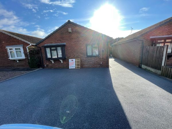 Our workers on a driveway in Bilton