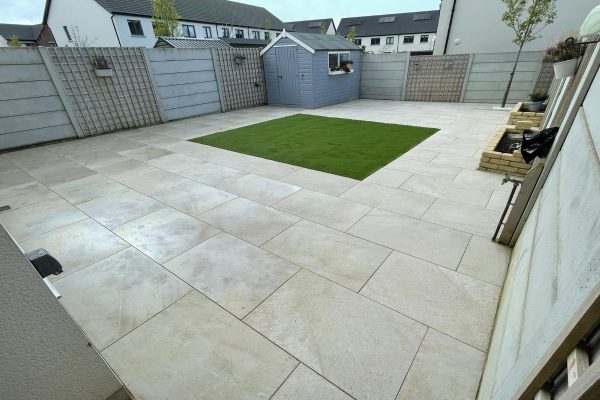 Installation of a porcelain patio in Blackwell, Warwickshire, CV36 4PE