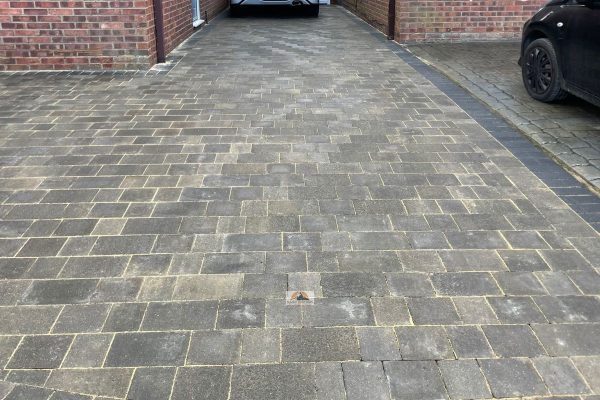 Tegula Paved Driveway In Long Lawford (3)