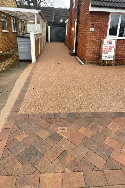 Resin Bound Driveway With Paved Border And Drainage System In Rugby (5)