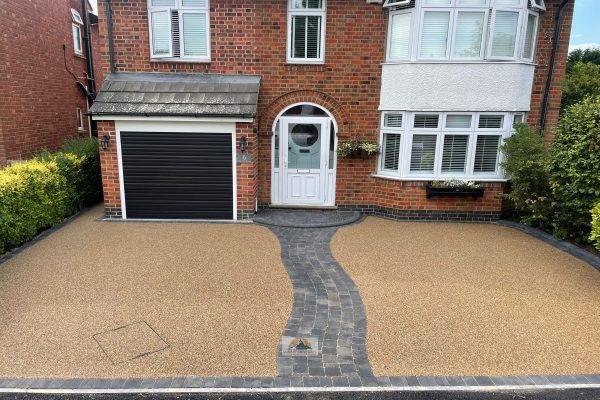 Resin Bound Driveway With Tegula Paved Pathway In Rugby (5)