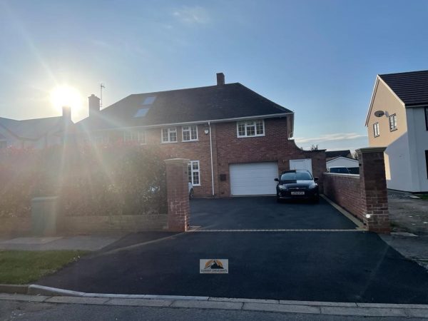 Tarmac Driveway Re Surfacing In Rugby (4)